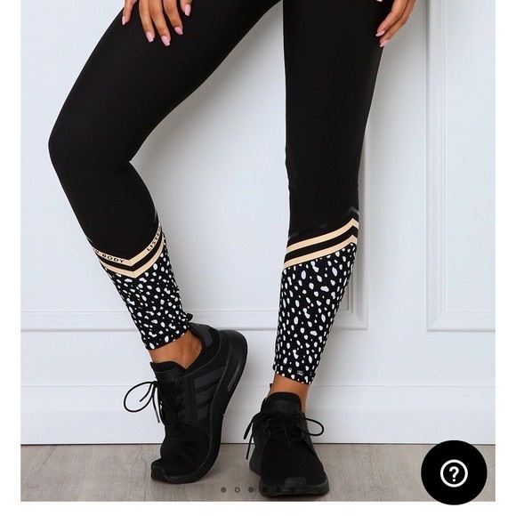 Sarah’s Day limited edition leggings - Picture 2 of 3